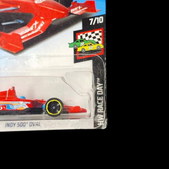 🆕️ HOT WHEELS 2017 Race Day Series Indy 500 Oval - Picture 3 of 6